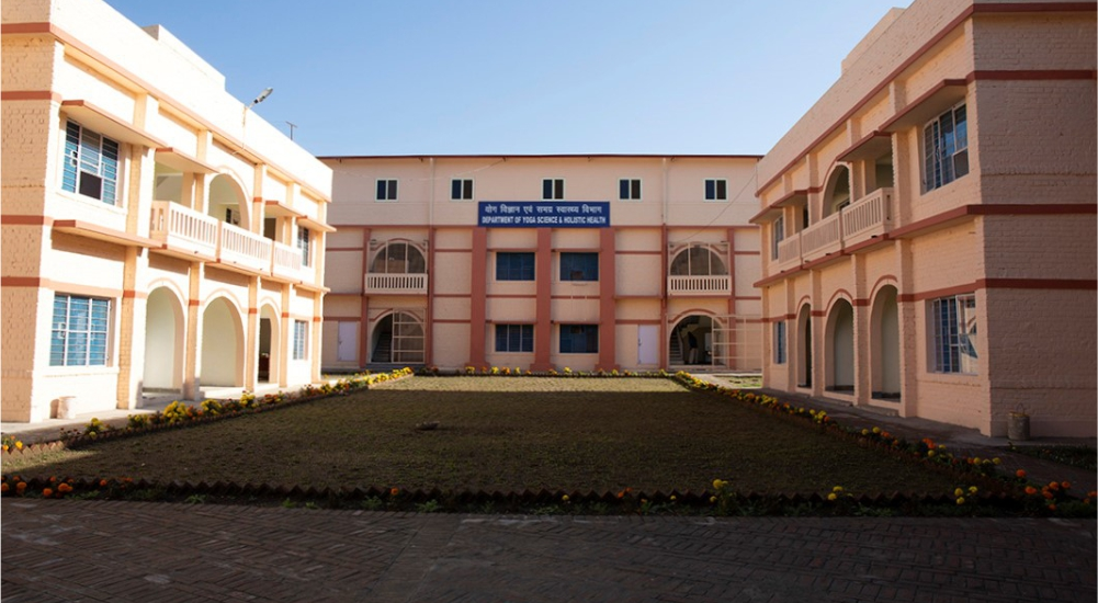 Best Yoga school in Dehradun